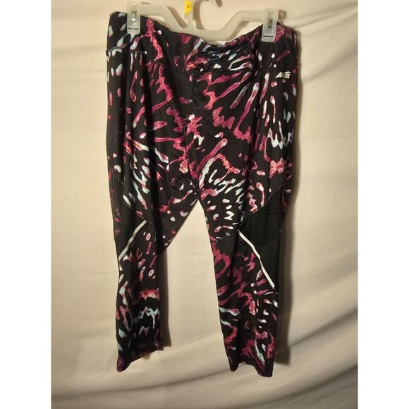 Avia Womens Size XL 16/18 Pattern Running workout Active Leggings Pants Cropped - Picture 1 of 3